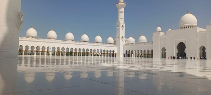 ReLife Global | Абу-Даби - это жемчужина Объединенных Арабских Эмират.