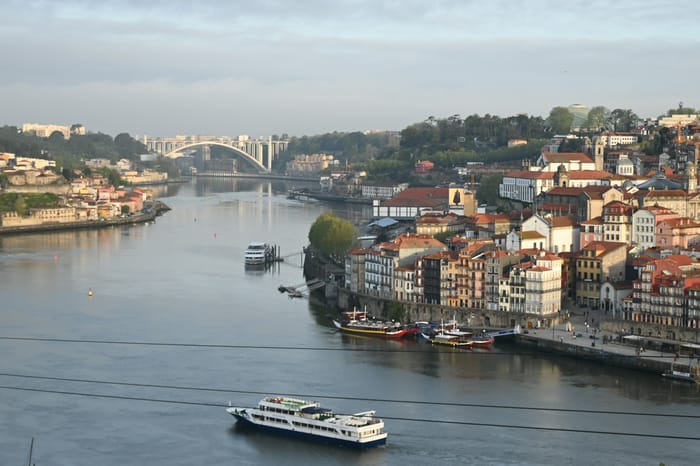 ReLife Global | Португалия вводит сбор в размере €300 за подачу заявления на ВНЖ