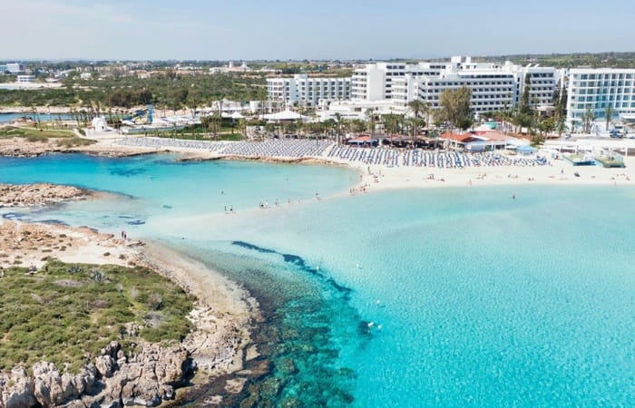 ReLife Global | 10 лучших семейных отелей на Кипре: где остановиться с детьми в 2024 году